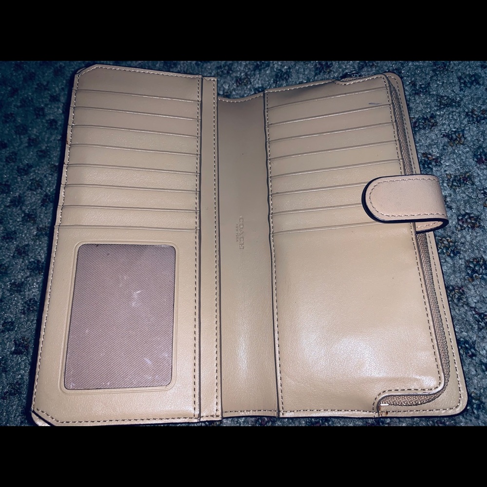Coach Wallet - Picture 3 of 3